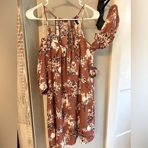 BeBop Peep Shoulder Blush Floral Dress